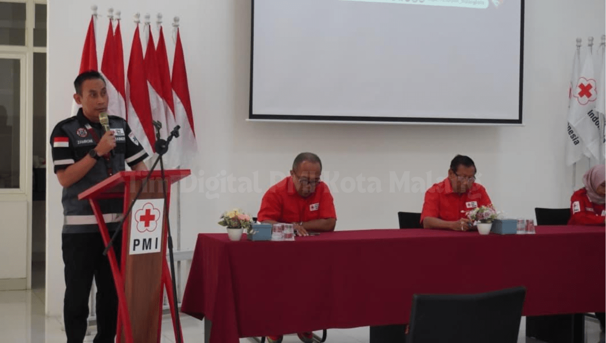 Penyampaian laporan Ketua Panitia Pelatihan Ambulans PMI Kabupaten Padang Lawas